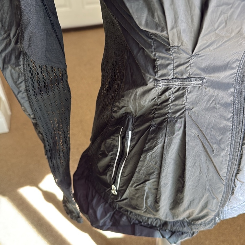 Jacket - Picture 6 of 7